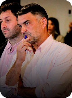 El Presidente de La UDI Javier Macaya tras los resultados del 7M