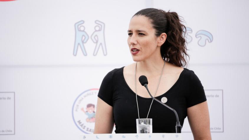 Diputados UDI piden salida de la subsecretaria Albagli por «ignorar» alerta sobre la «bacteria asesina» en 2023