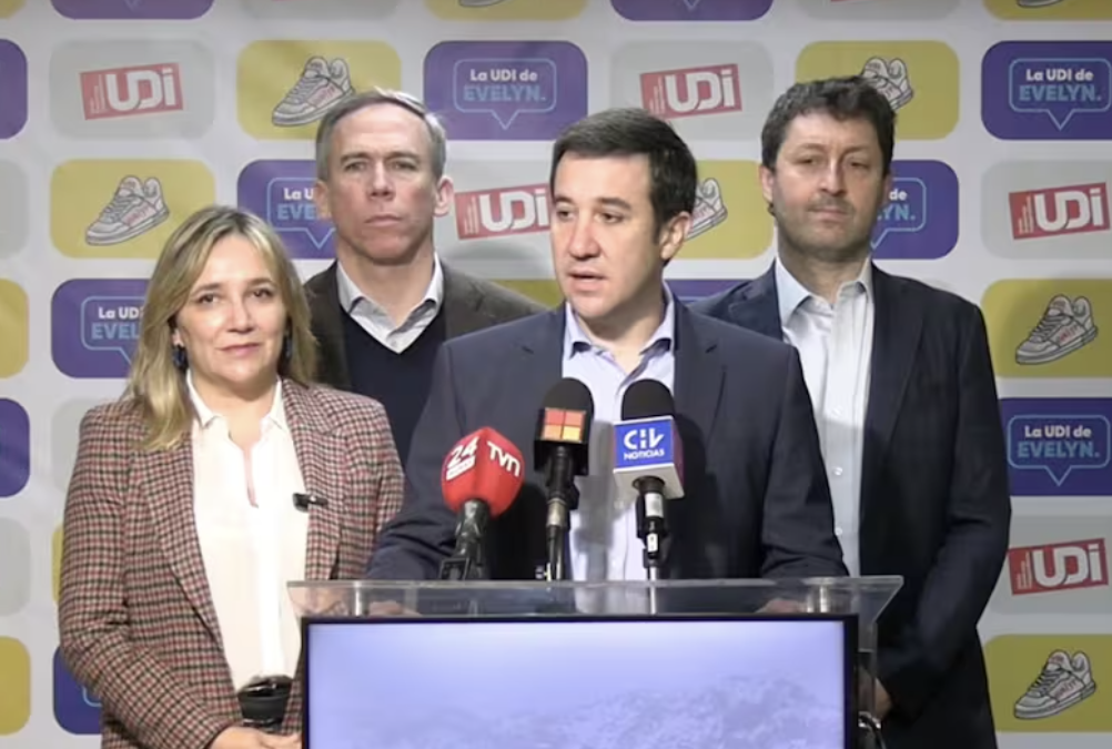 Chile Vamos sella pacto con Demócratas